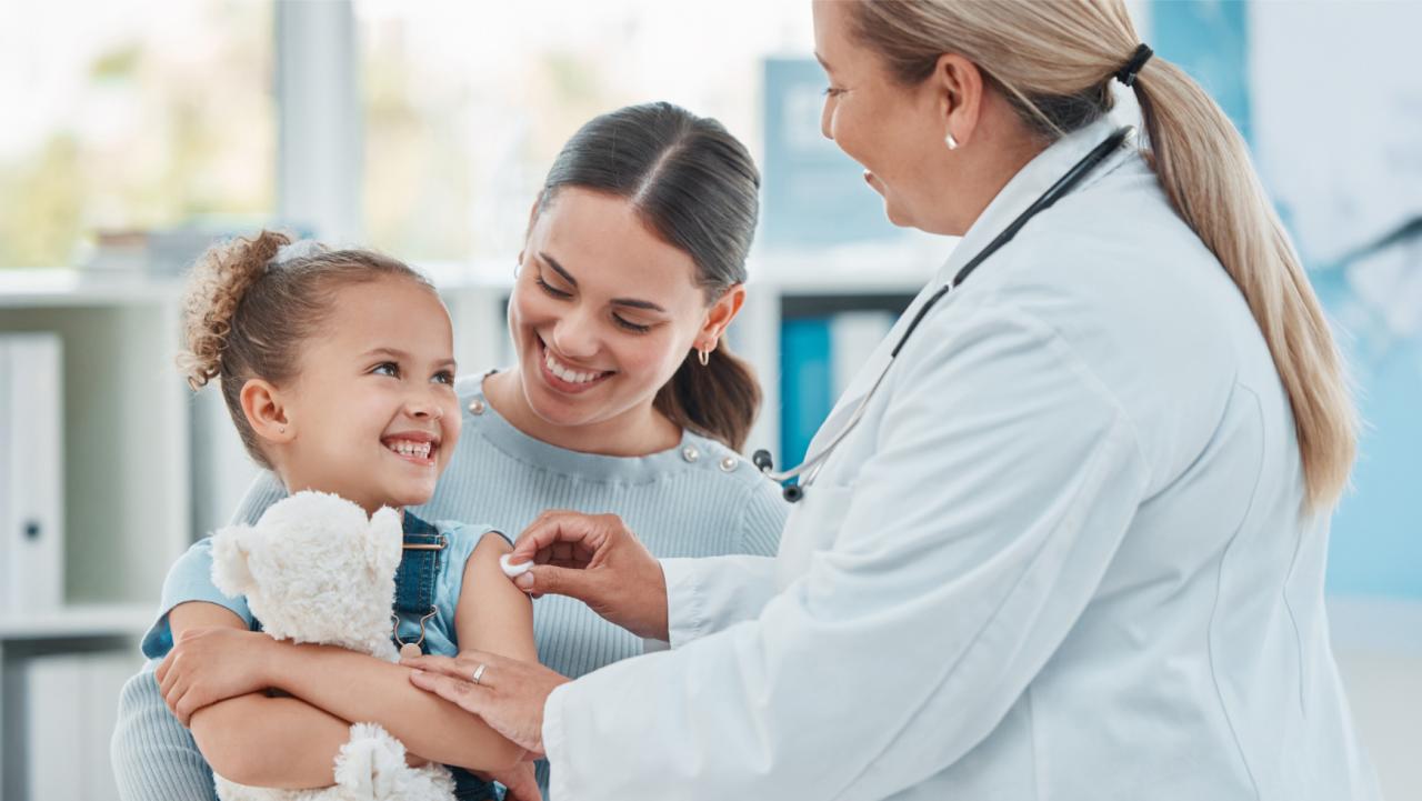 Pediatric Associates Family of Companies Lanzamientos VaxFacts.info: Un recurso de confianza revisado por Pediatra para familias que buscan información fiable sobre vacunas